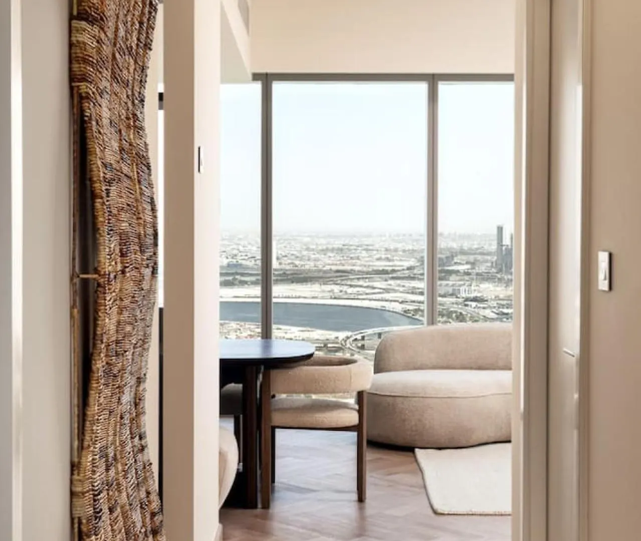 公寓 Seraya Residence 9 - 4Bdr - Skyline And Burj View - 3 Balconies 迪拜